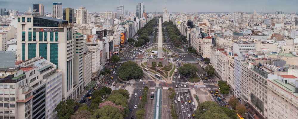 Obelisco in Central Buenos Aires by Dione Film on Unsplash