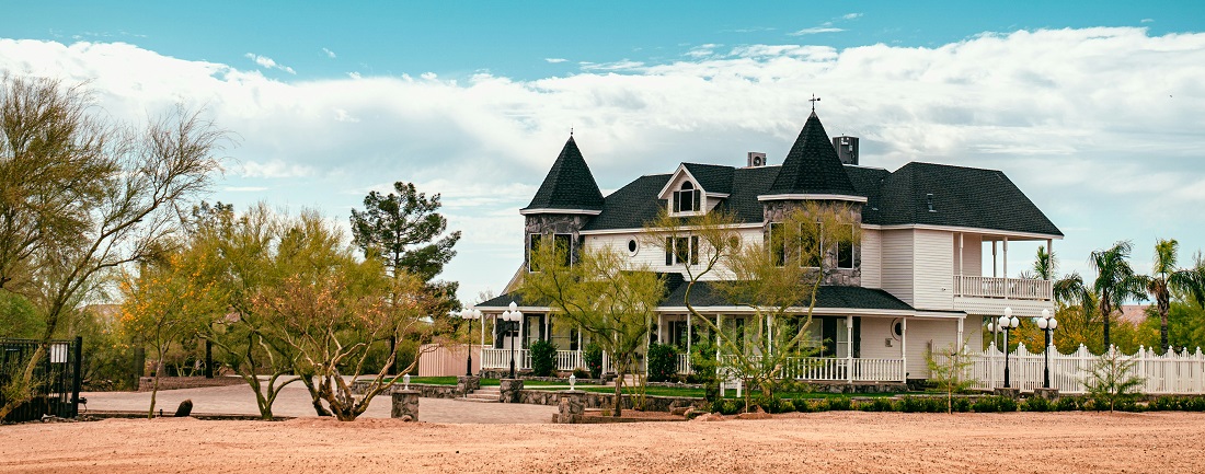 Victorian house in Phoenix by iStrfry, Marcus