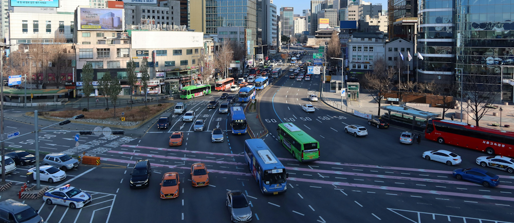 Busy Traffic Intersection in Seoul by Will Ma on Unsplash