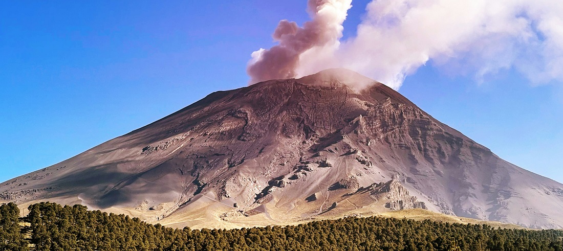 Volcano in Mexico by Milton Villemar