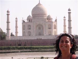 Rakhee - An Australian expat in India